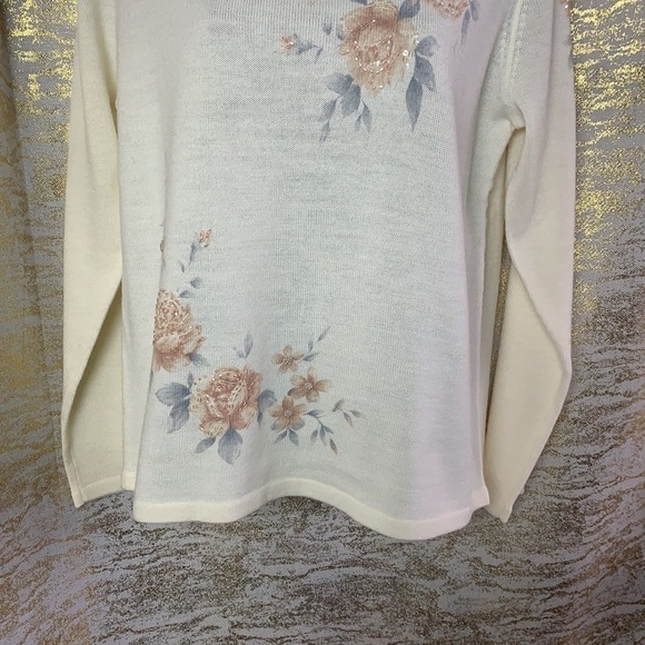 Vintage🧚♀️ Alfred Dunner Petite Creamy Sequinned Sweater Size PM - Picture 4 of 13